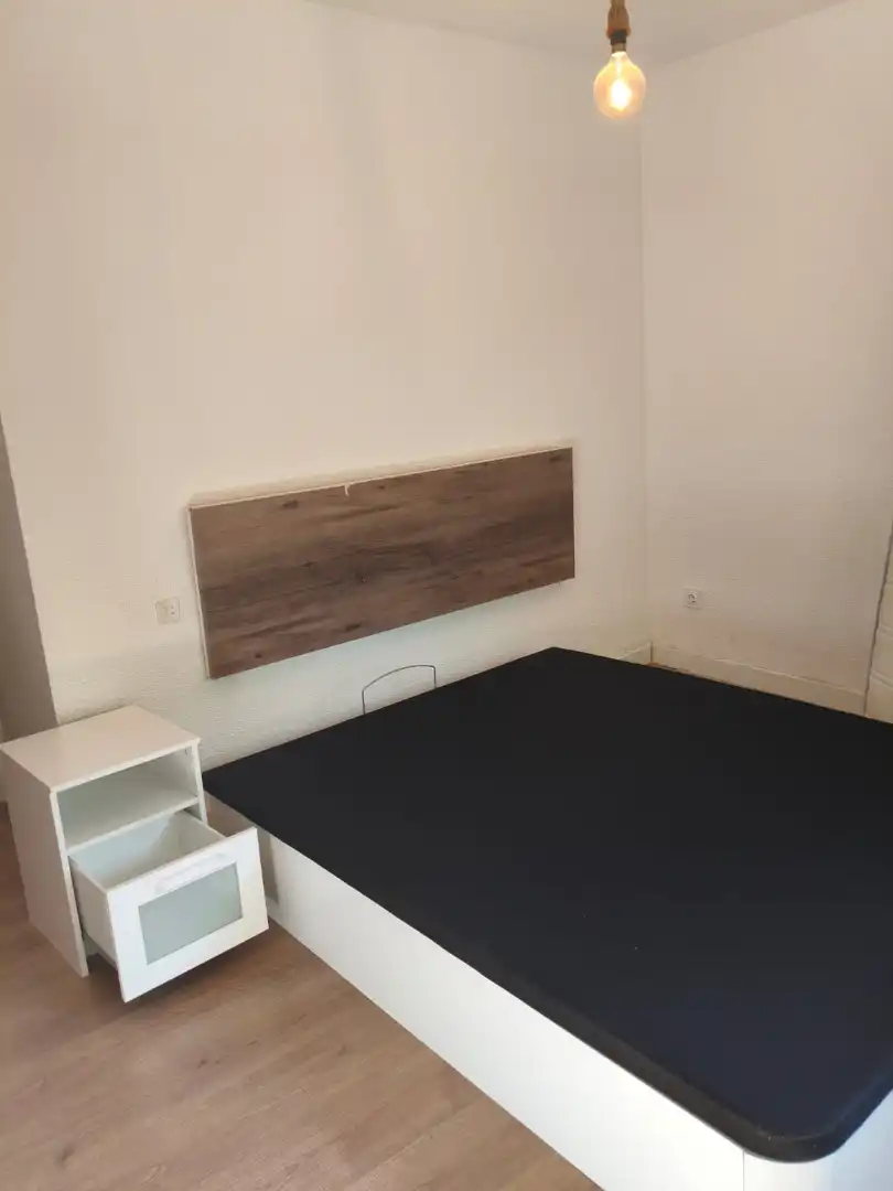 Bedroom of Flat for sale in Alcalá de Henares  with Heating, Terrace and Furnished