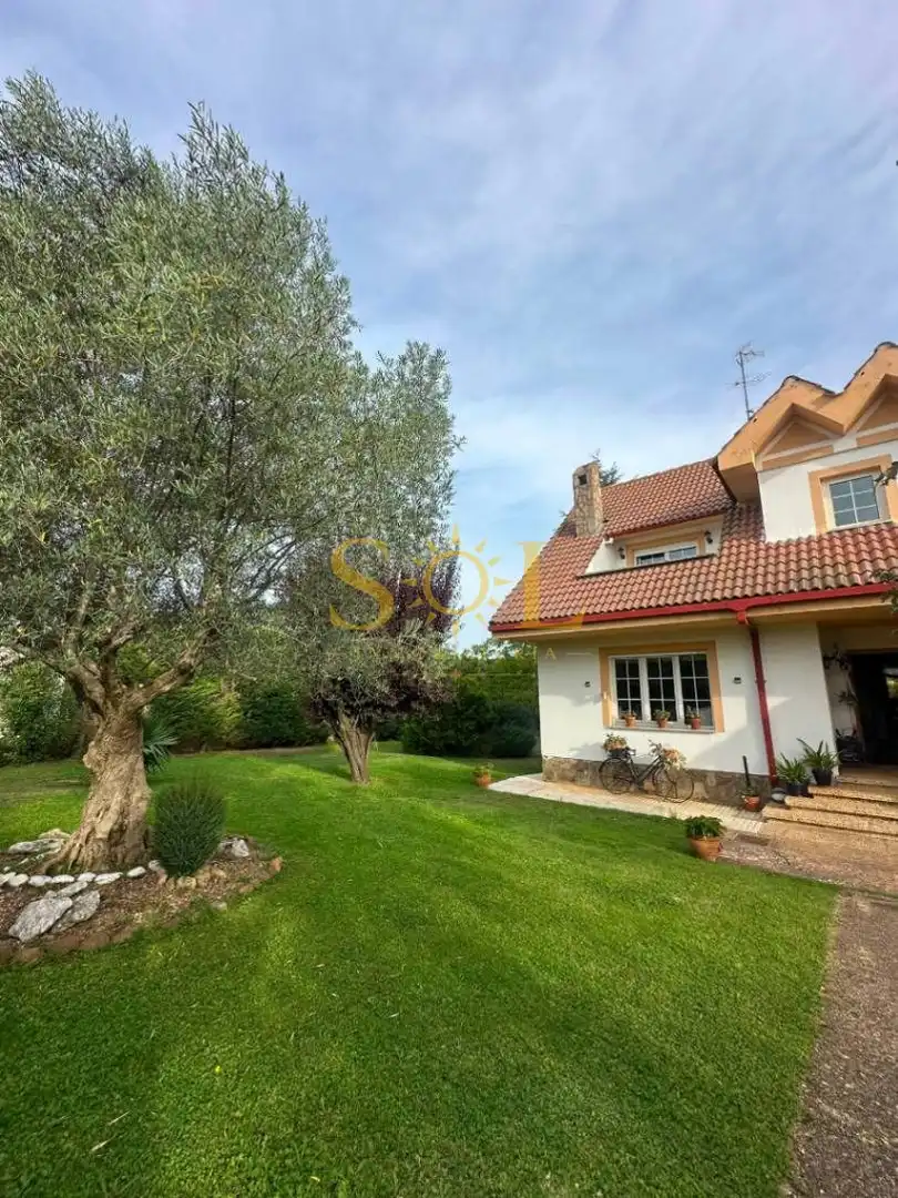Casa pareada con terraza en venta en Calle Federico Castañón, imagen 102