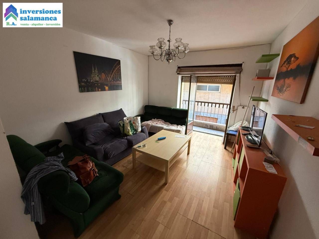 Living room of Flat for sale in Salamanca Capital  with Heating and Balcony