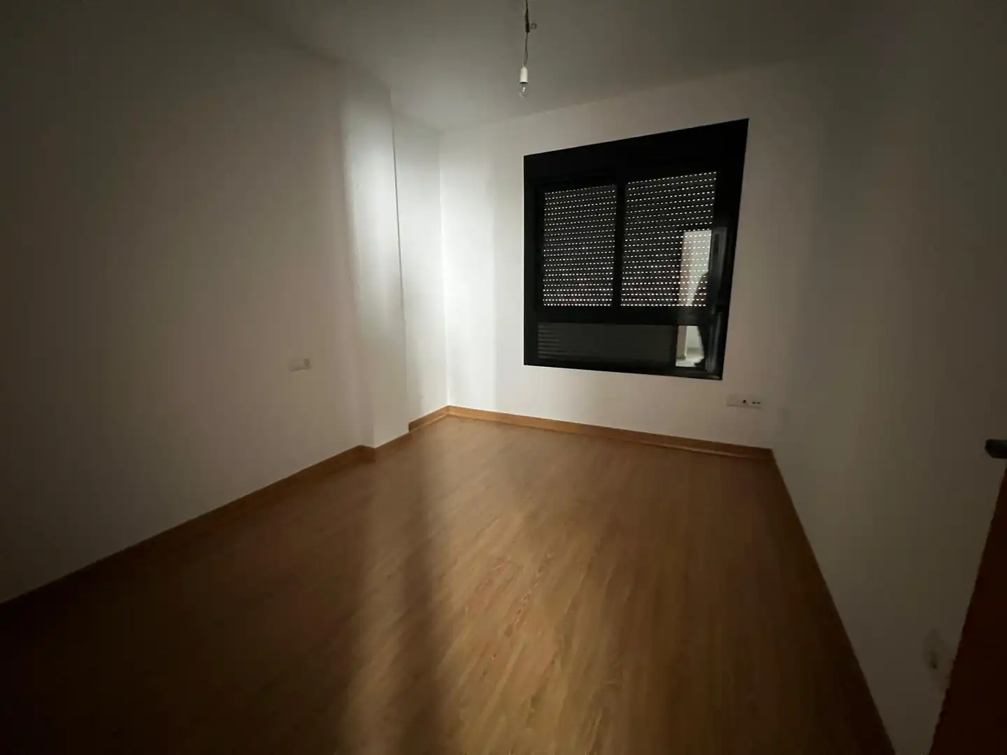 Dormitori de Casa adosada en venda en Vélez-Málaga amb Jardí privat, Terrassa i Piscina comunitària