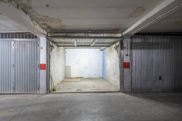 Garaje en Venta en Calle Calle del Cardenal Parrado en San Francisco Javier