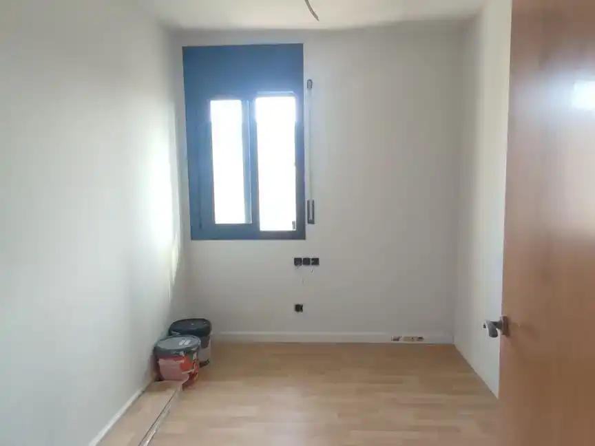 Habitación de Dúplex en venta en Manresa con Piscina y Balcón