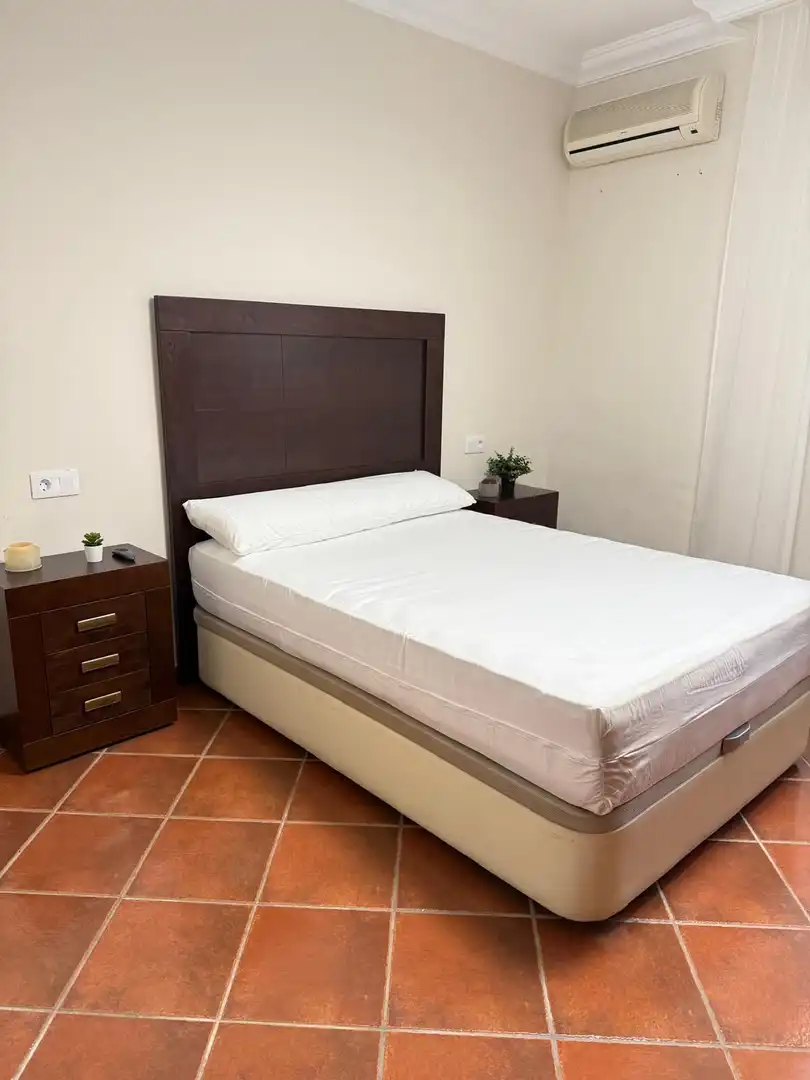 Dormitori de Casa o xalet en venda en Campillos amb Aire condicionat, Calefacció i Jardí privat