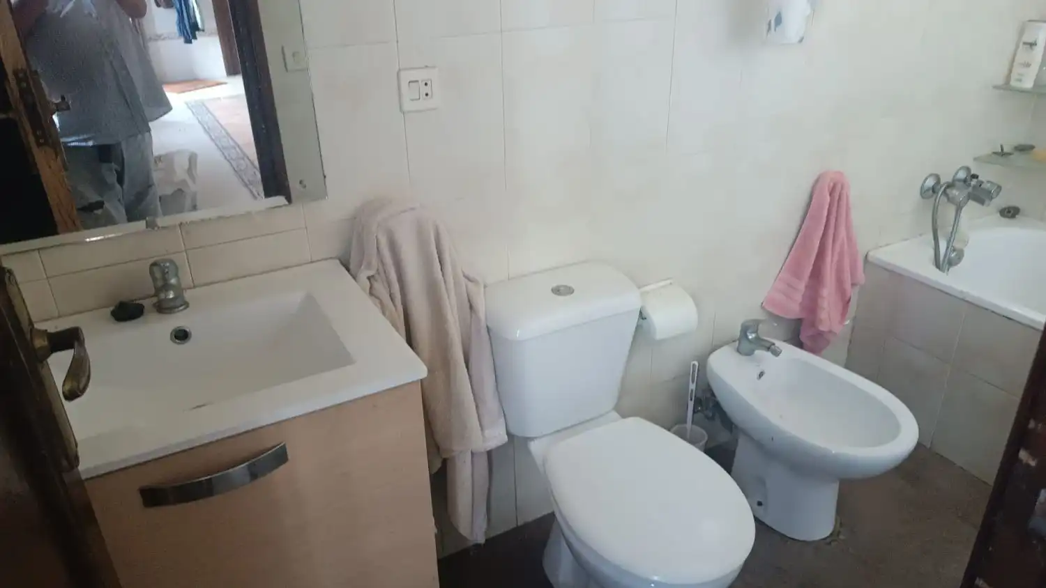 Bany de Casa o xalet en venda en  Logroño amb Calefacció i Traster
