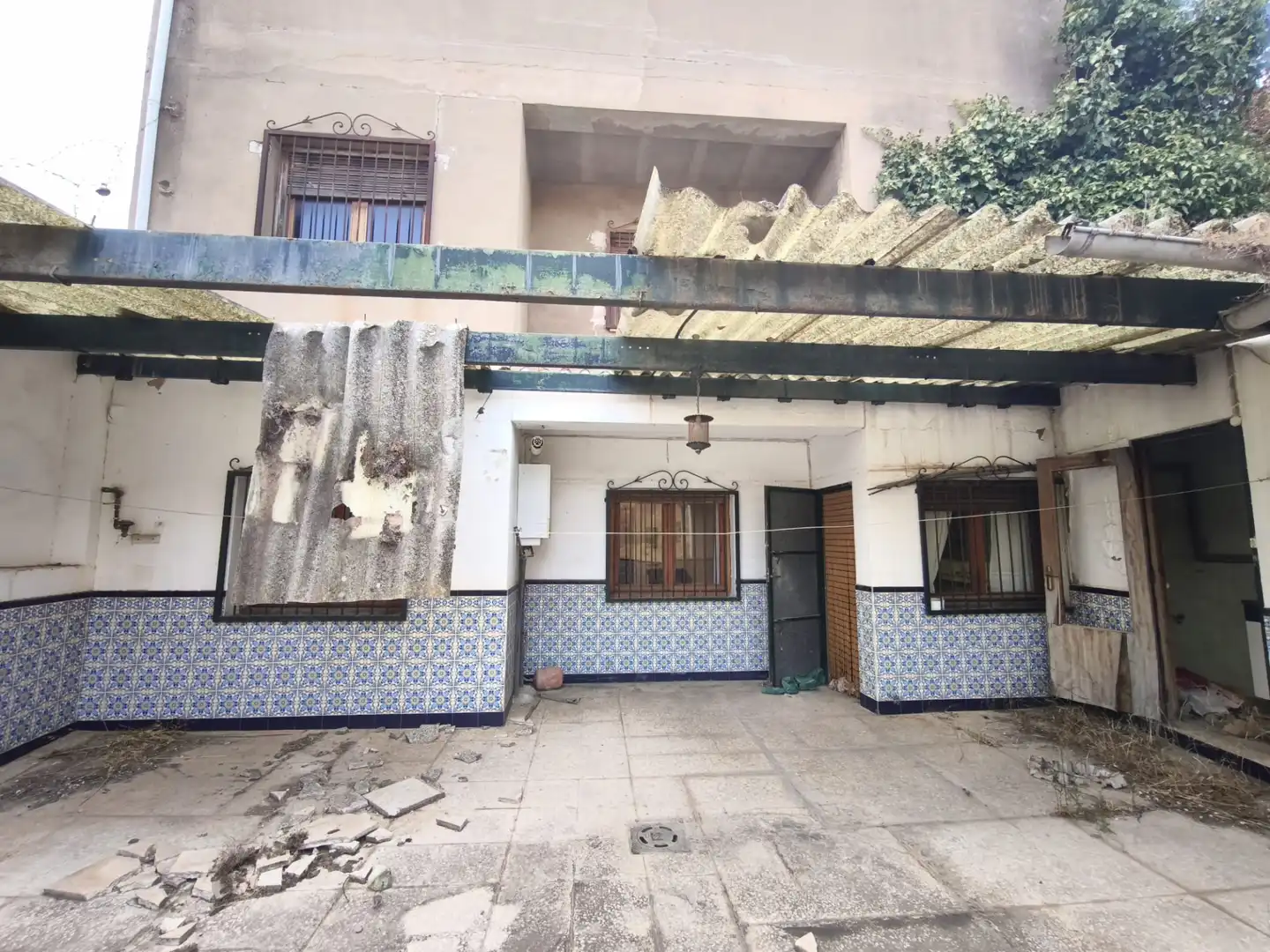 Exterior view of Flat for sale in Alfaro  with Terrace, Furnished and Balcony