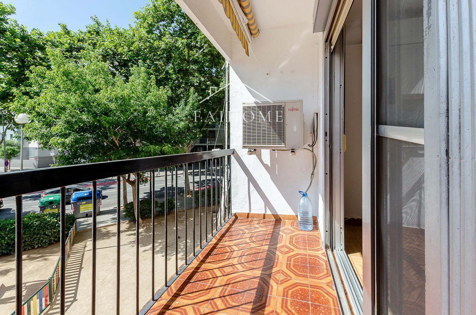 Balcony of Flat for sale in Badalona  with Air Conditioner, Heating and Terrace