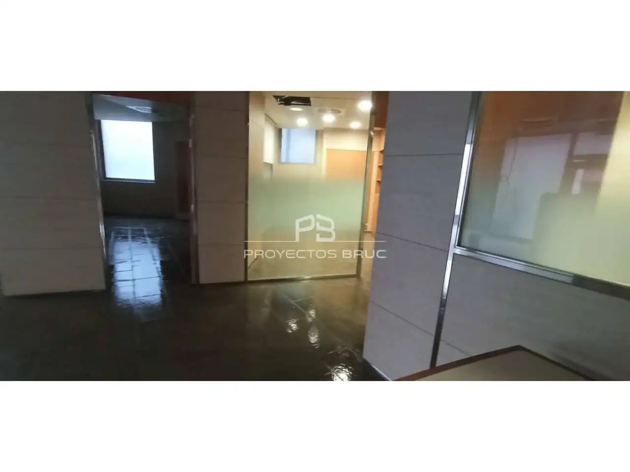 Local comercial en venda a Avenida Cataluña, imagen 11
