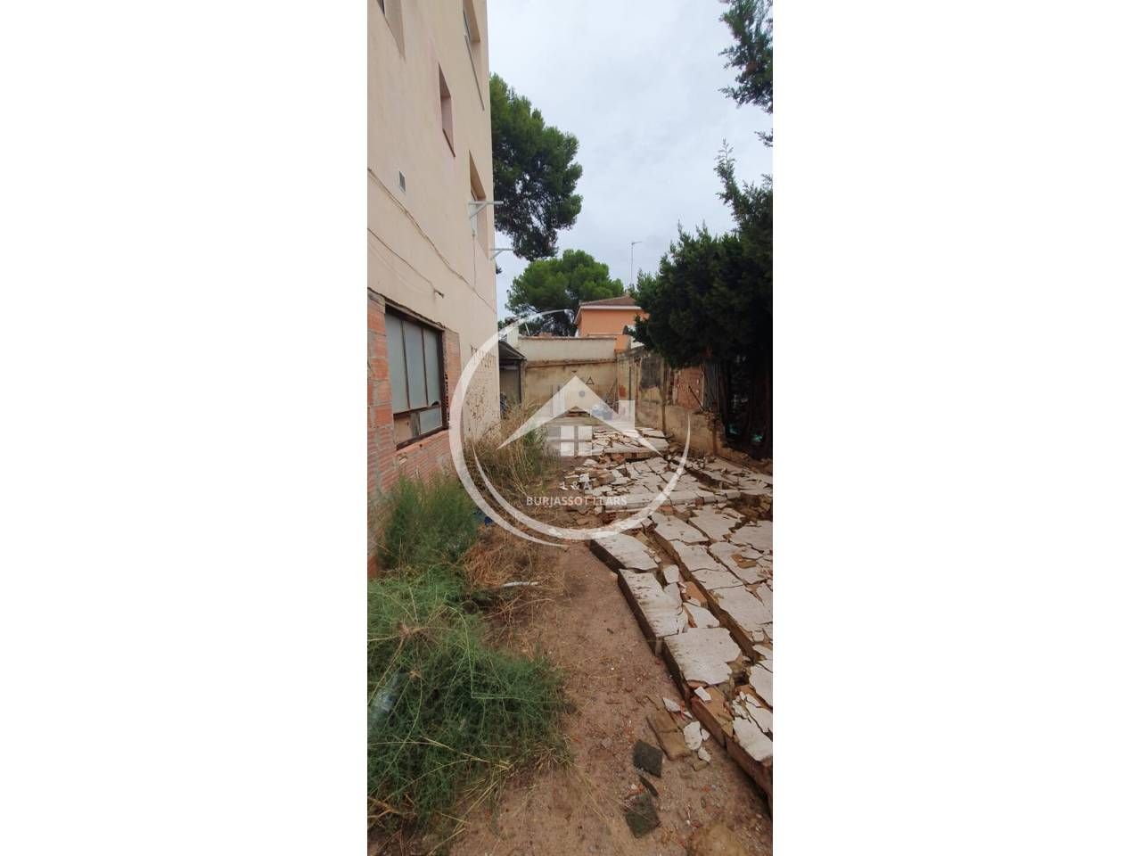 Premises for sale in Moncada