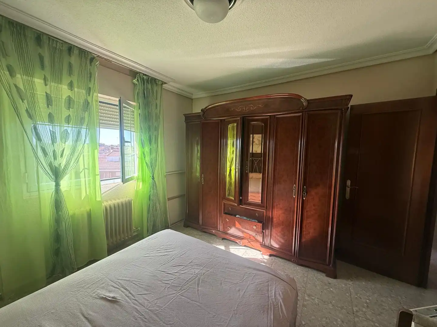 Habitación de Piso en venta en Ciudad Real con Aire acondicionado, Calefacción y Trastero