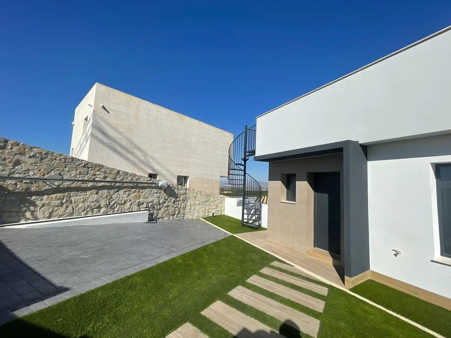 Villa à vendre à Algorfa