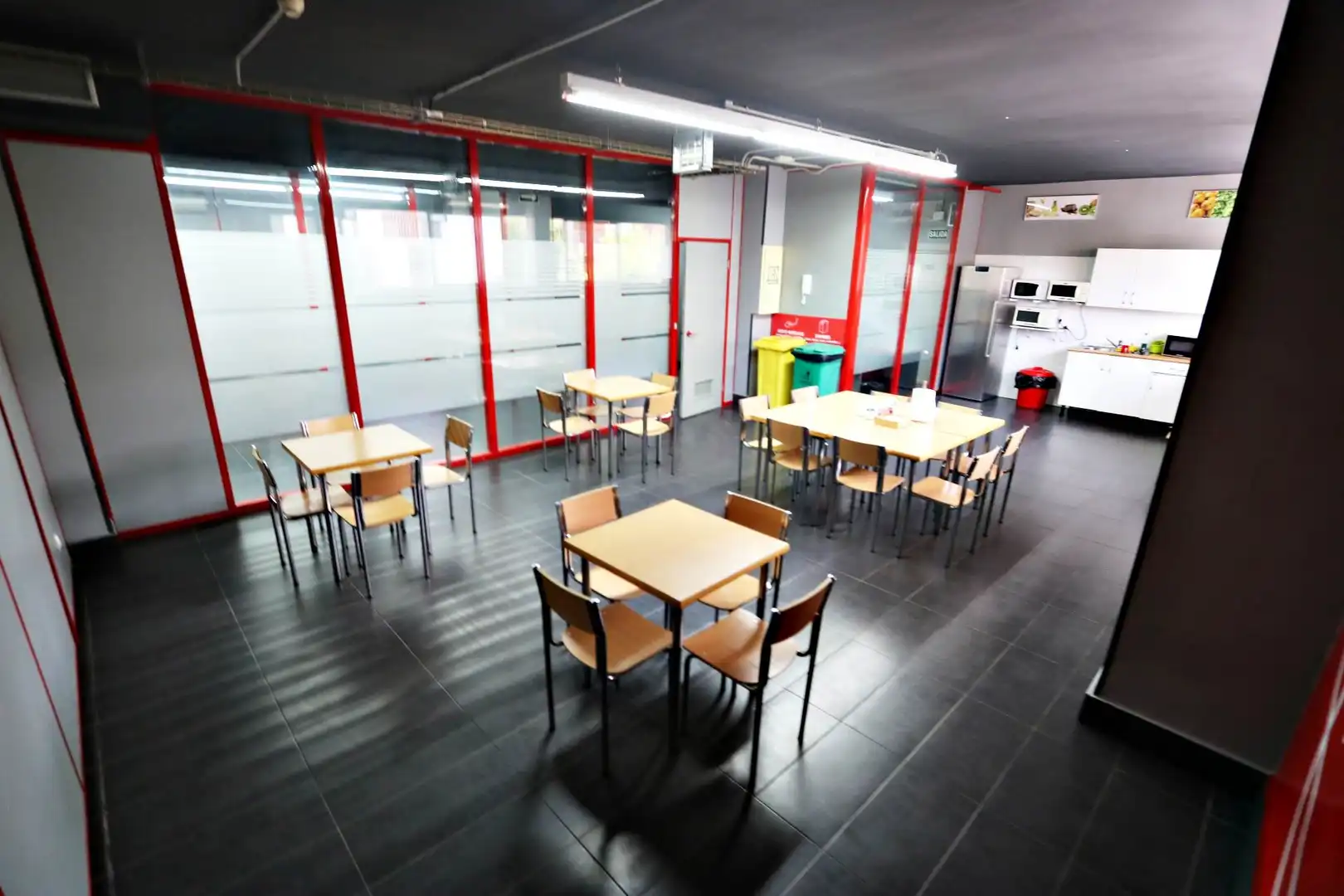 Local comercial de lloguer a Calle Ramon y Cajal, imagen 18
