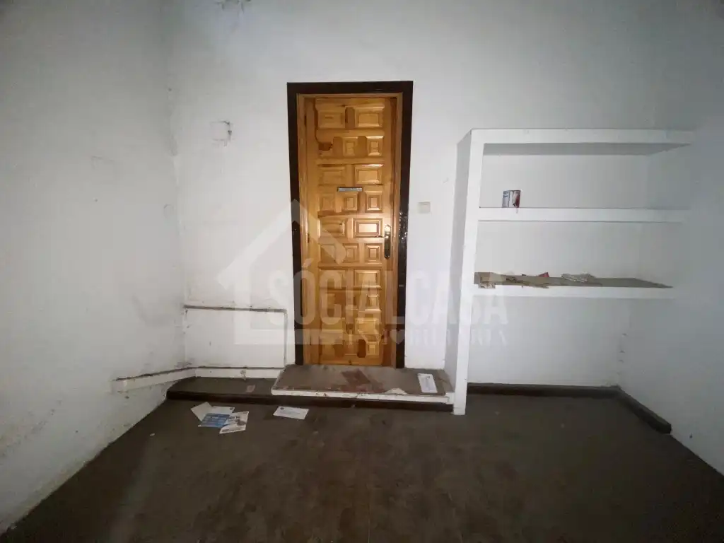 Local en venta en Calle Vazquez Aroca, Ciudad Jardín - Zoco