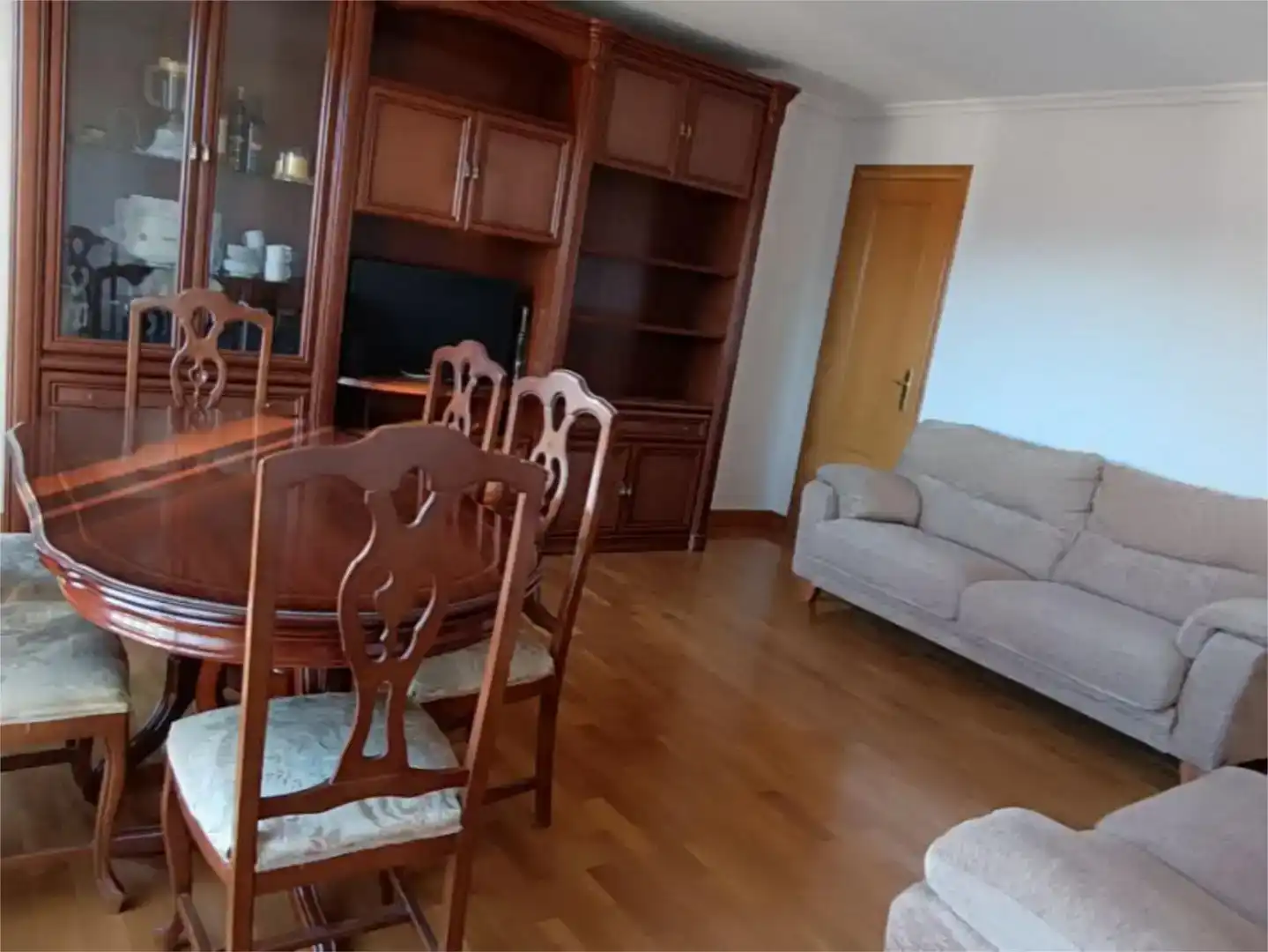 Sala d'estar de Dúplex en venda en Medina de Pomar amb Balcó