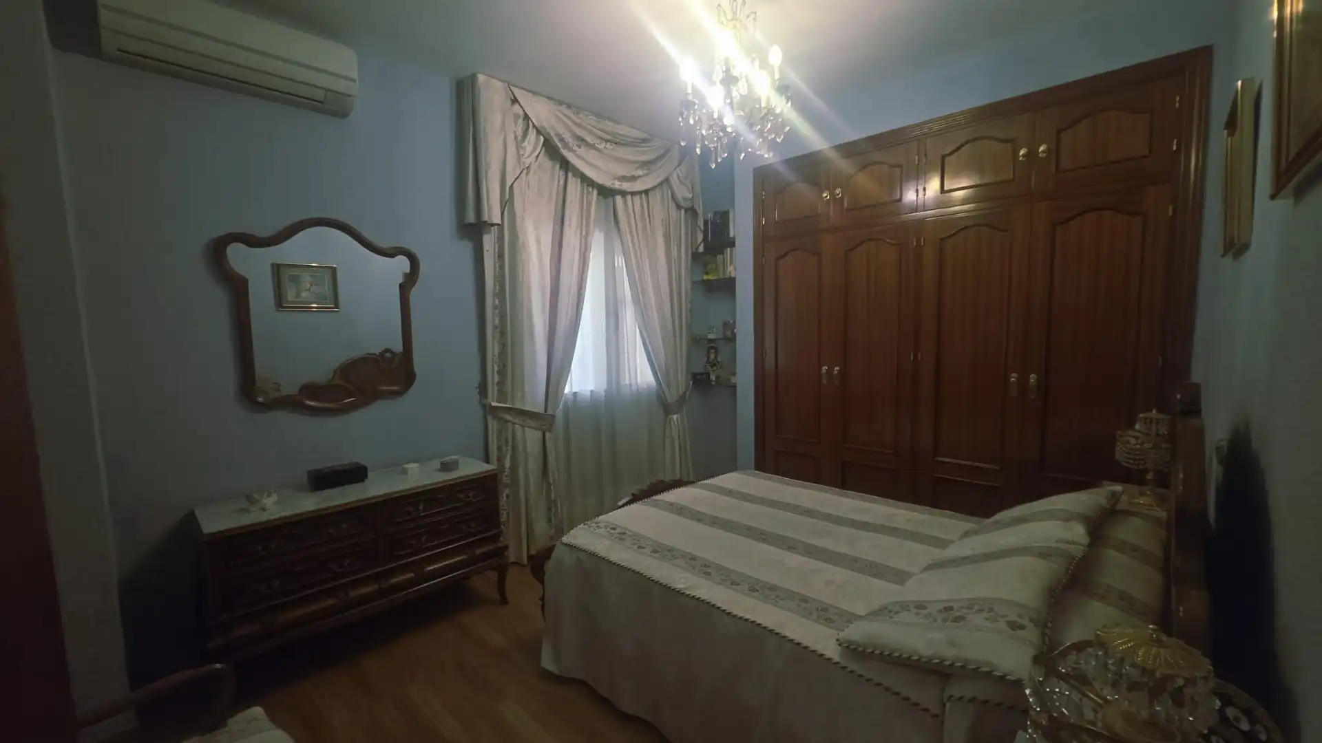 Schlafzimmer von Haus oder Chalet zum Verkauf in Rincón de la Victoria mit Klimaanlage, Heizung und Privatgarten