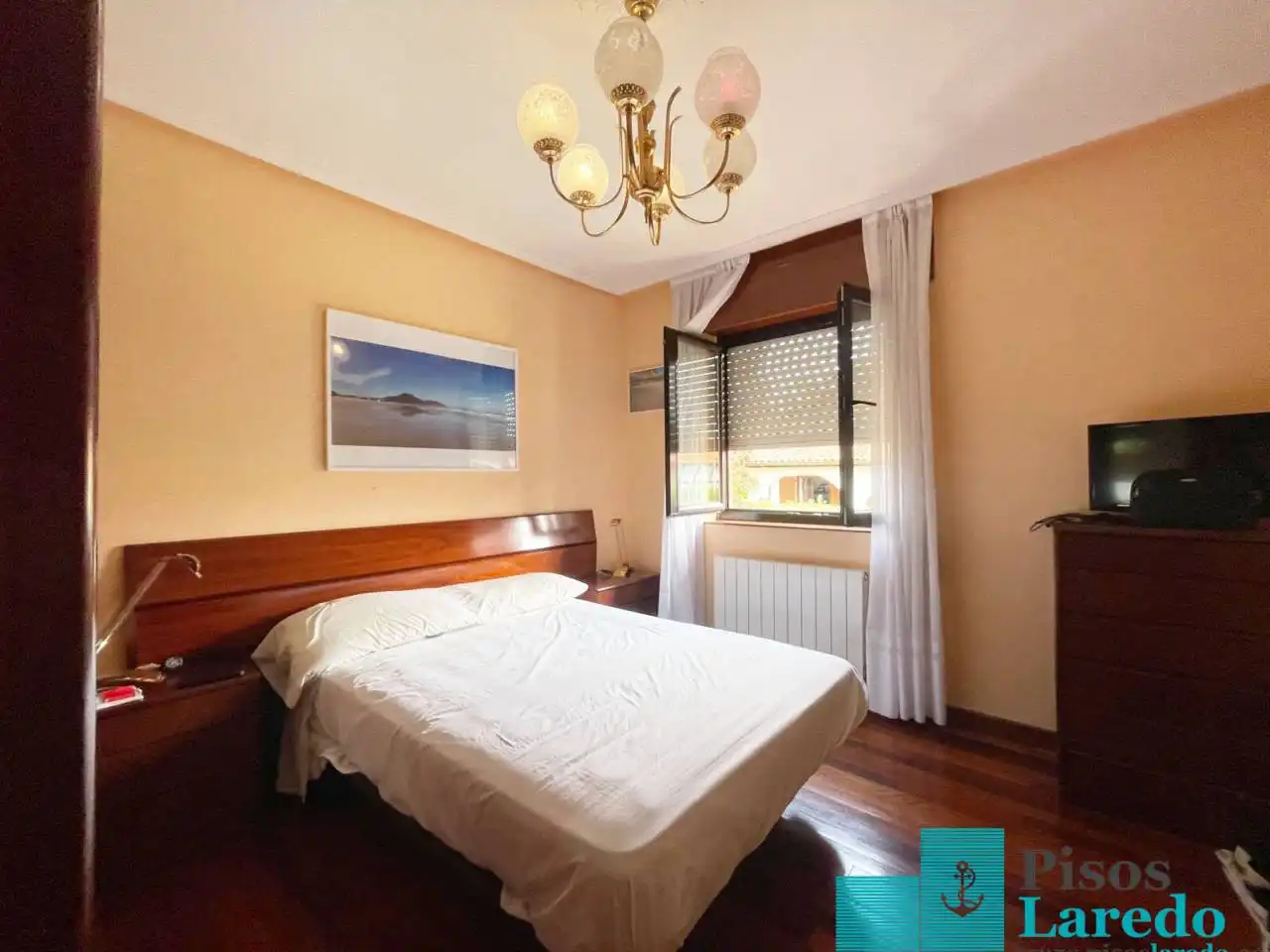 Bedroom of Houses for sale in Argoños   with Heating, Private garden and Parquet flooring