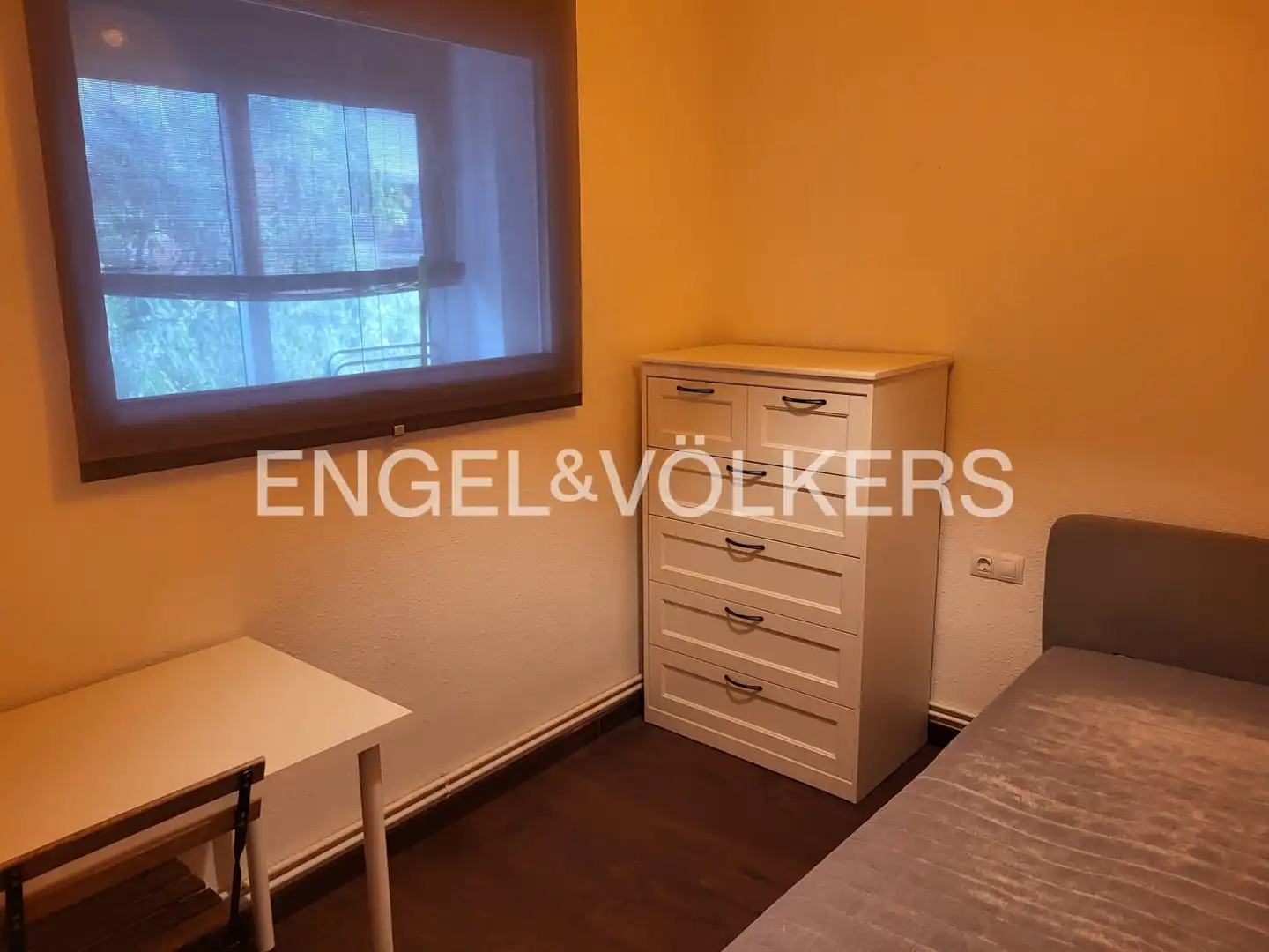 Bedroom of Flat for sale in Manresa  with Heating, Furnished and Balcony