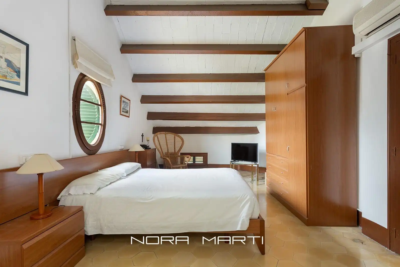 Habitación de Finca rústica en venta en Sitges con Aire acondicionado, Calefacción y Jardín privado