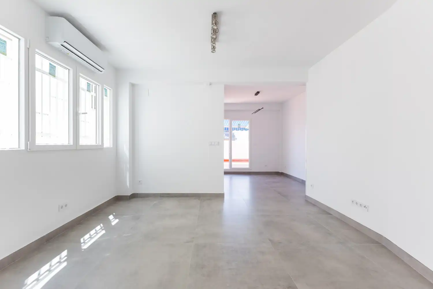Ático de alquiler en Valencia con Aire acondicionado, Calefacción y Terraza