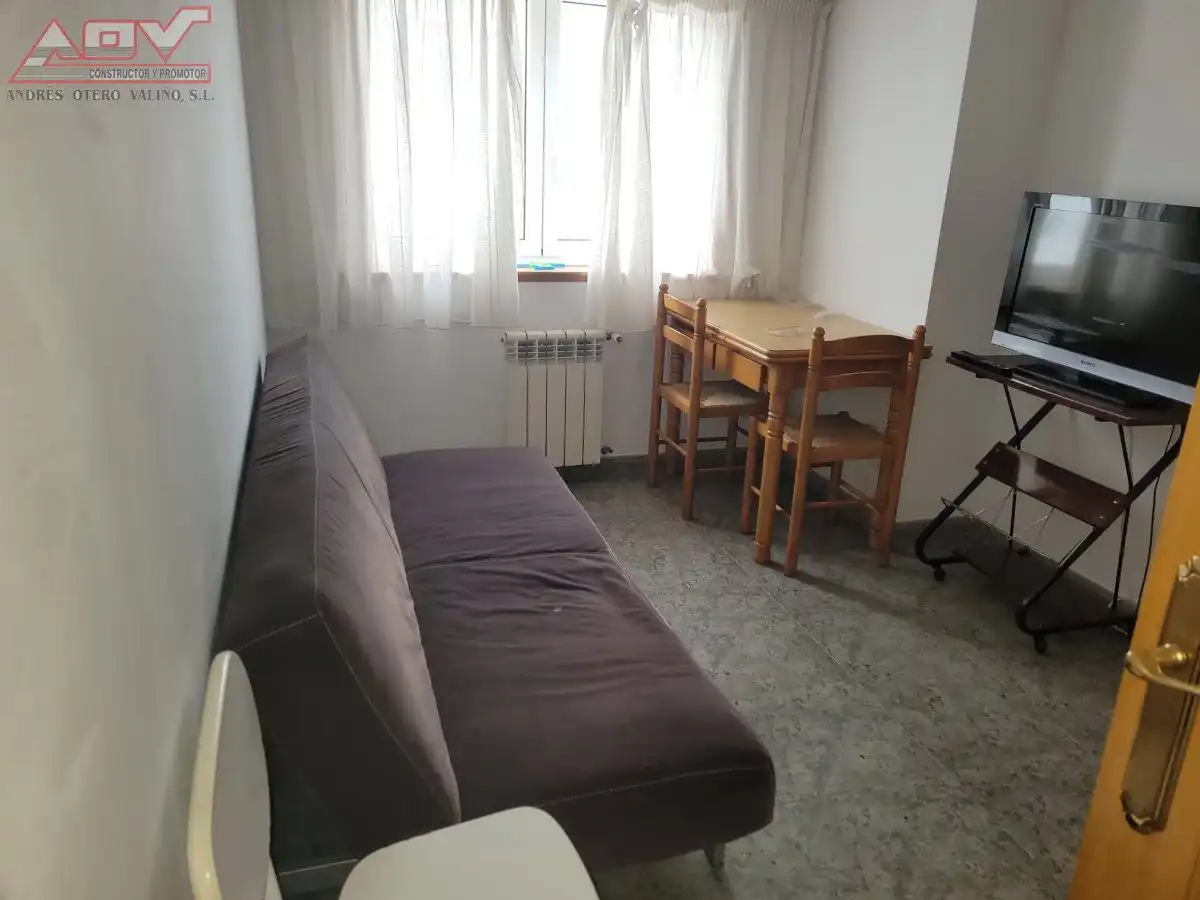 Habitación de Piso de alquiler en Ferrol con Aire acondicionado, Calefacción y Amueblado
