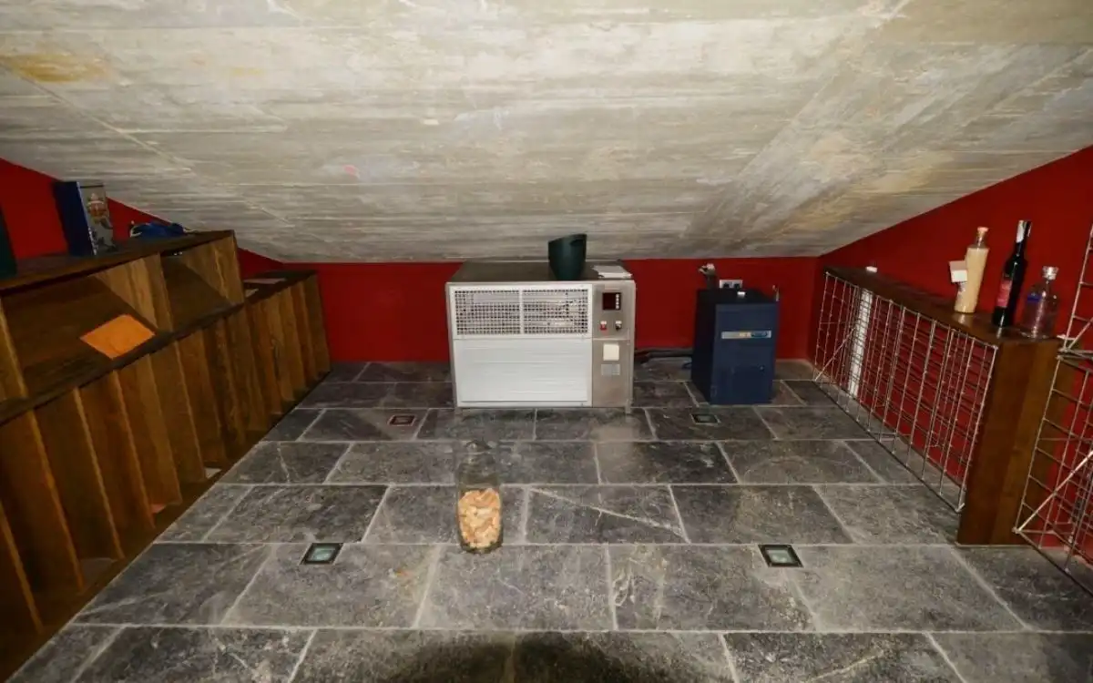 Attic for sale in Olot  with Air Conditioner, Heating and Terrace