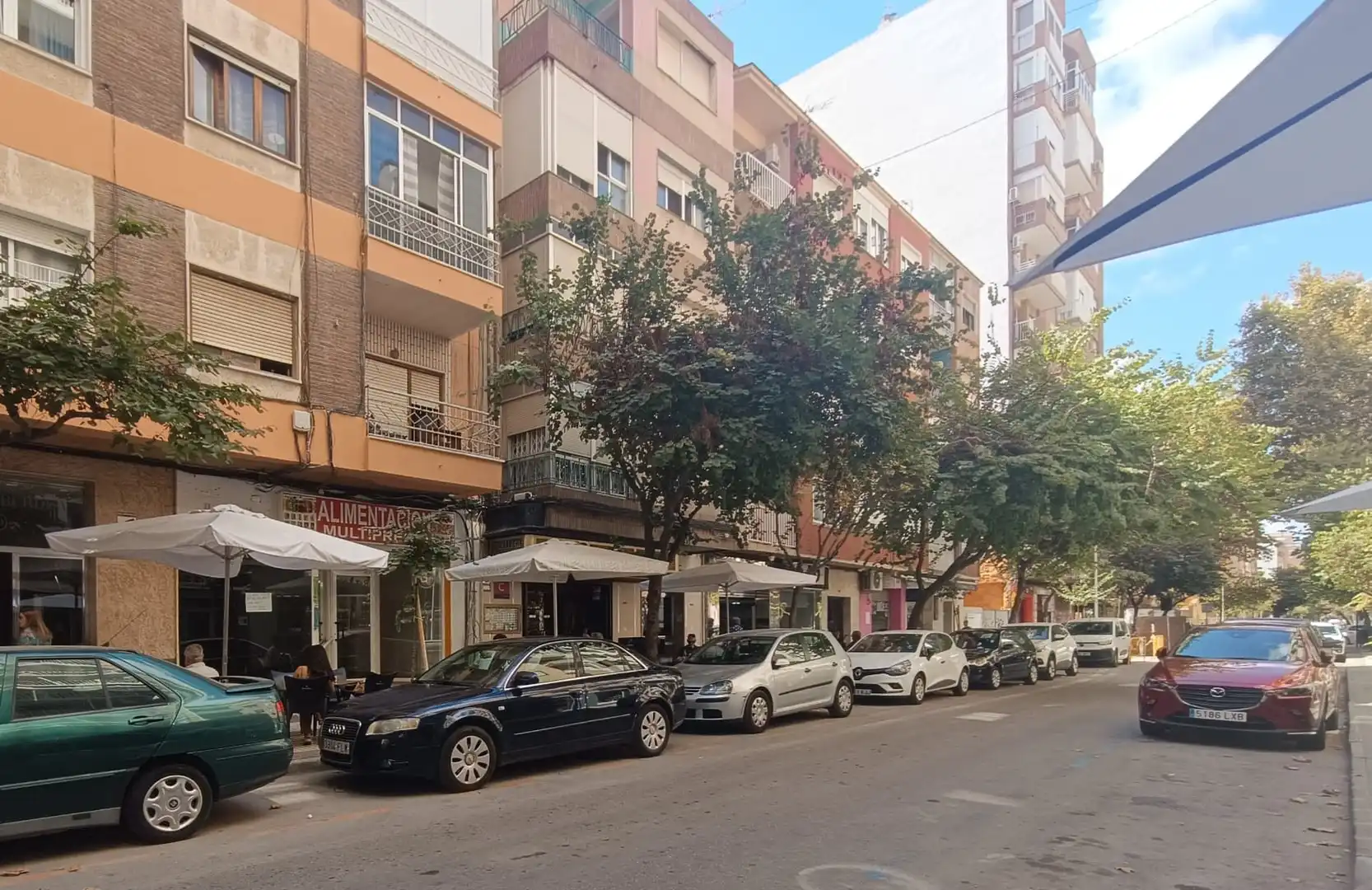 Local comercial en venda a Calle Jiménez de la Espada 30