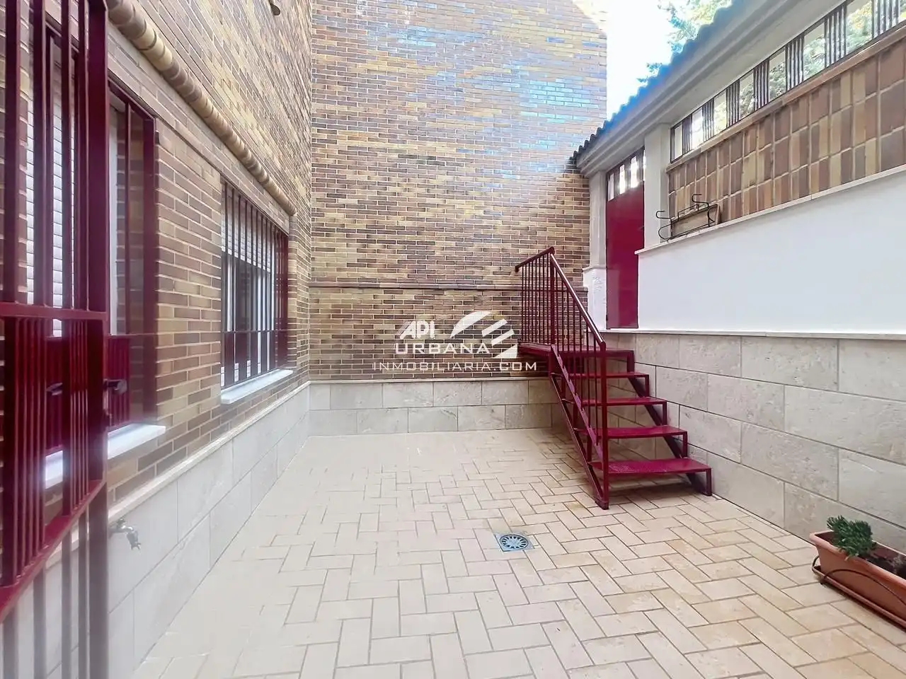 Exterior view of Houses for sale in Lucena  with Air Conditioner, Terrace and Swimming Pool