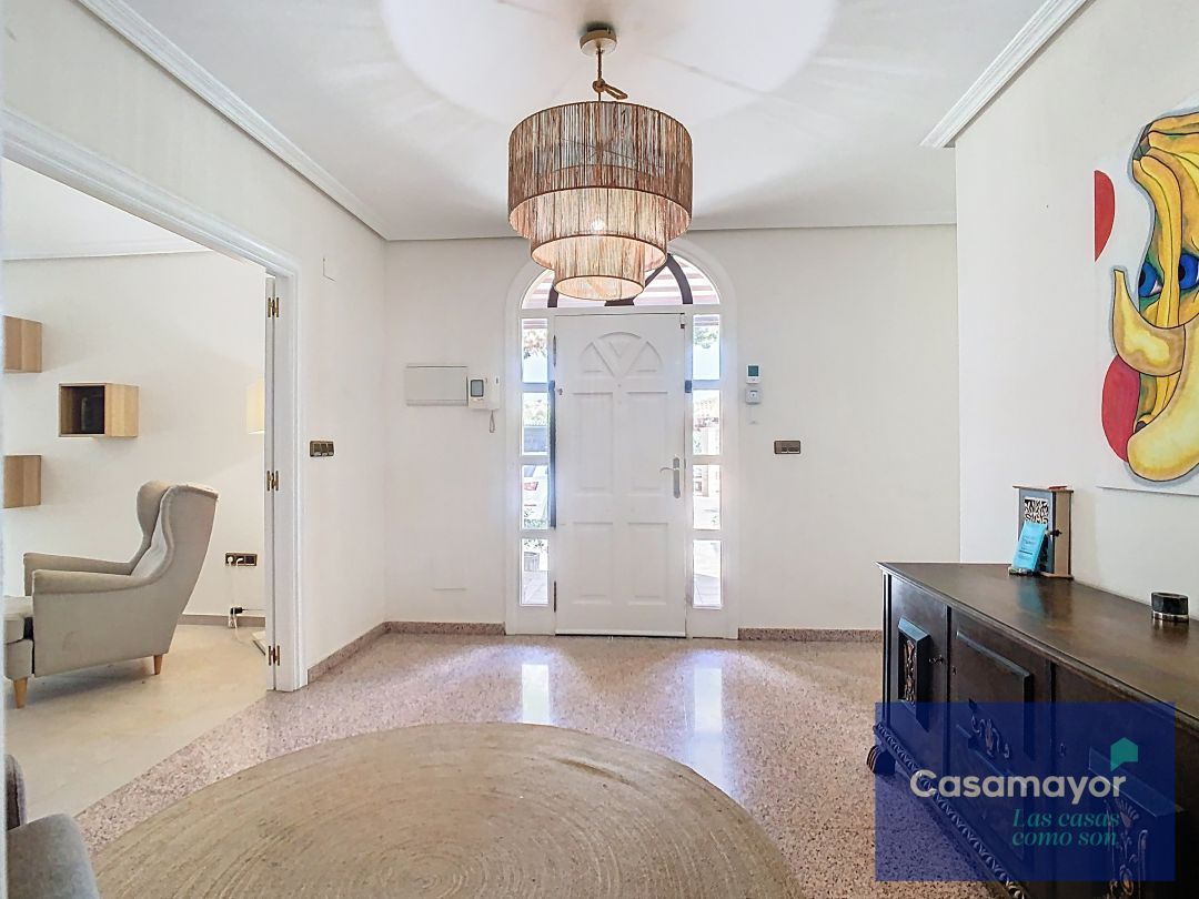 Casa o chalet en venta en El Campello con Aire acondicionado, Calefacción y Jardín privado