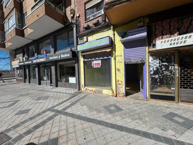 Local comercial en Venta en Calle de Labradores, 46 en Caño Argales