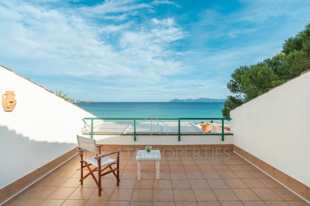 Vista exterior de Apartament en venda en Alcúdia amb Terrassa i Moblat