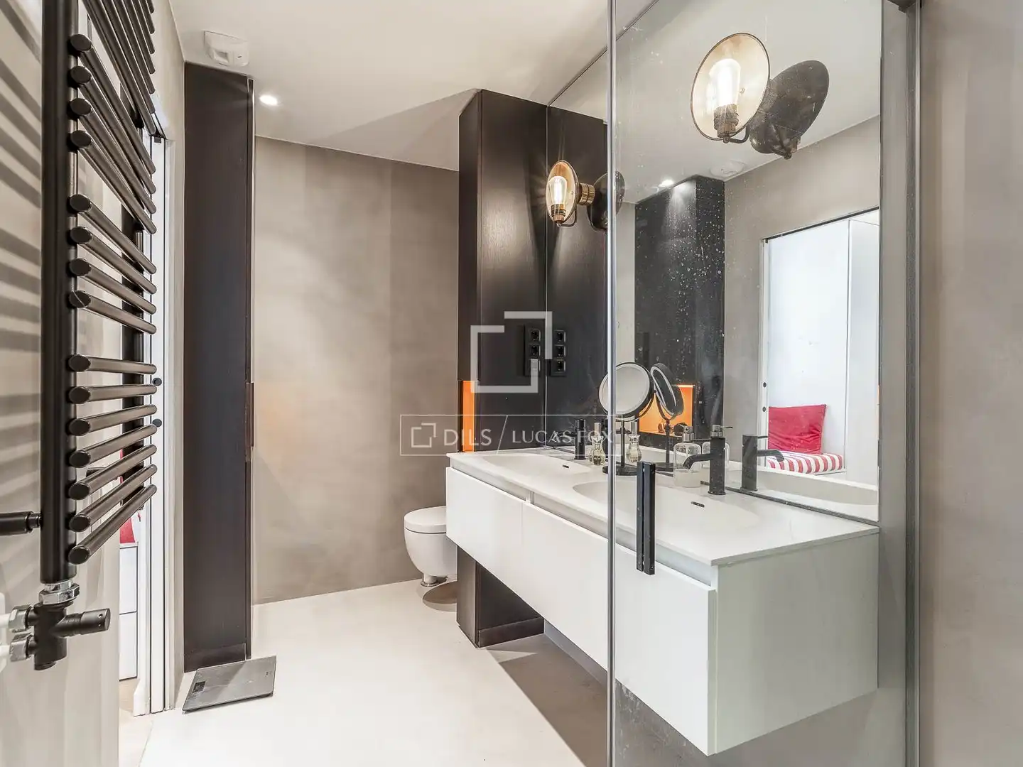 Baño de Piso en venta en Barcelona con Aire acondicionado, Calefacción y Parquet
