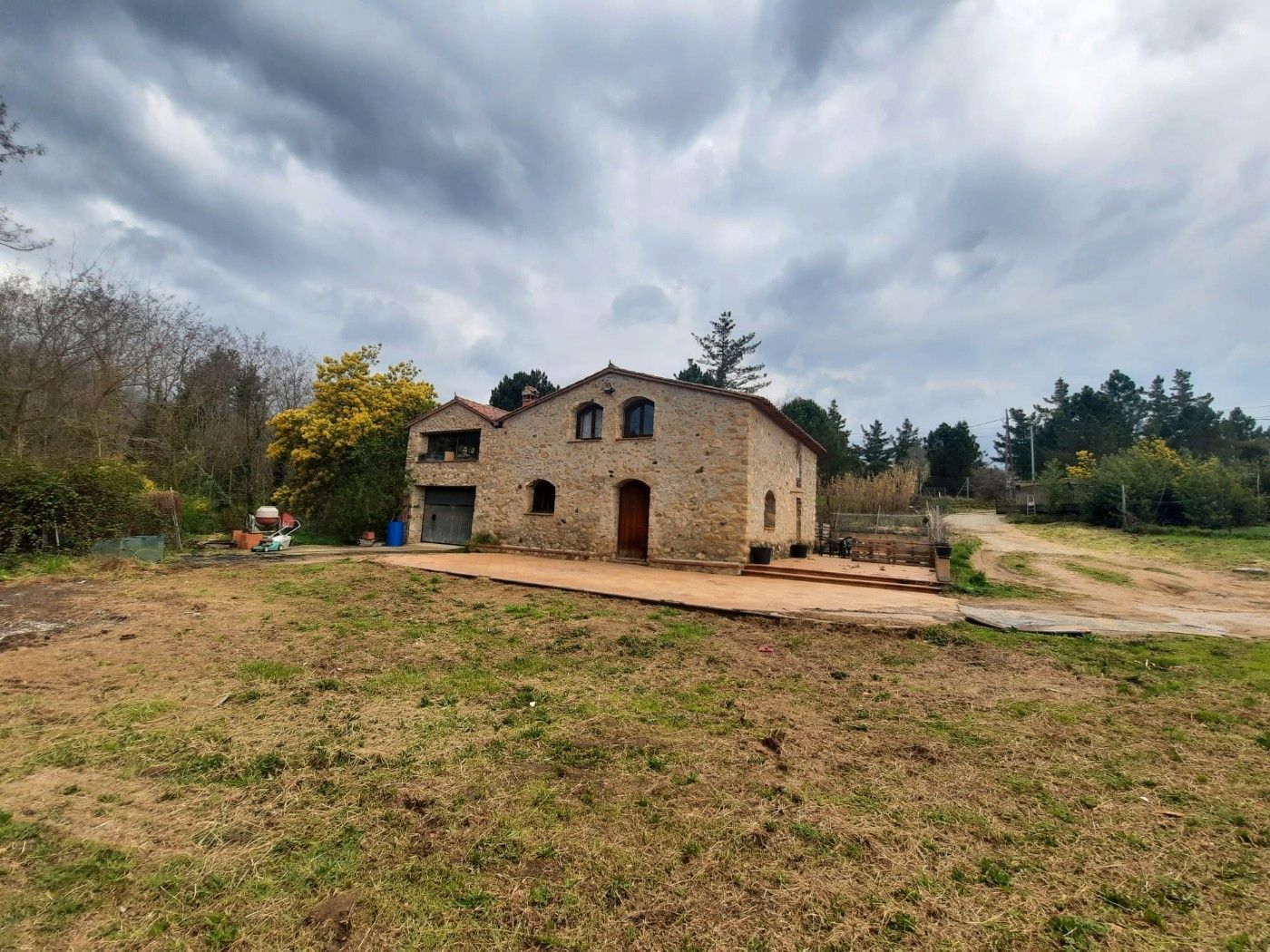 Exterior view of Country house for sale in Breda  with Private garden and Storage room