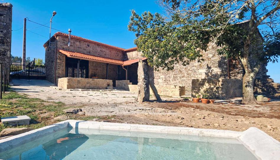 Foto 1 de Casa adosada en venda a Brión, A Coruña