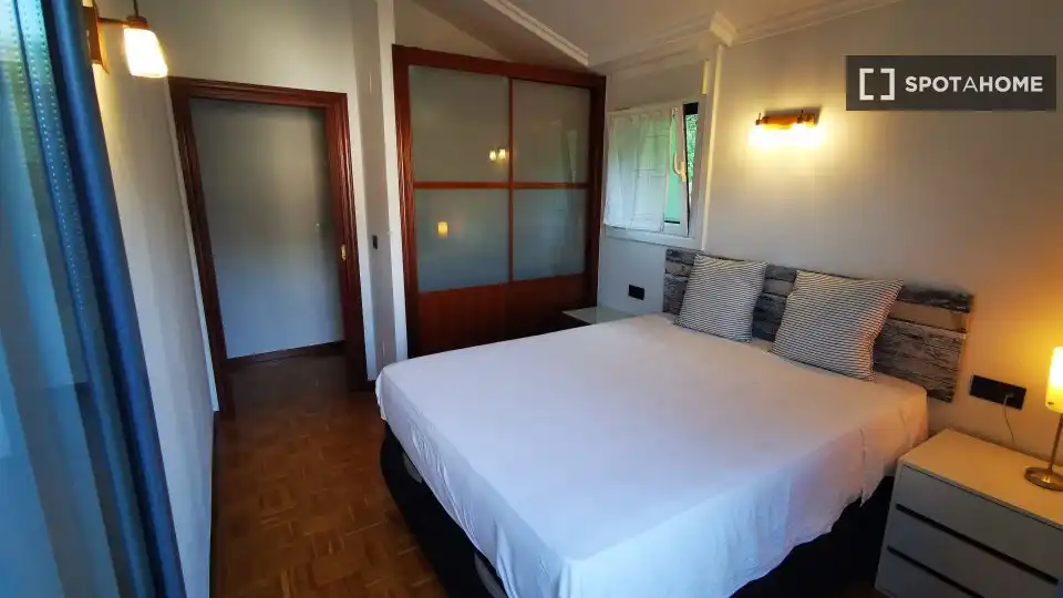 Habitación de Apartamento para compartir en Ibarra con Aire acondicionado, Calefacción y Terraza
