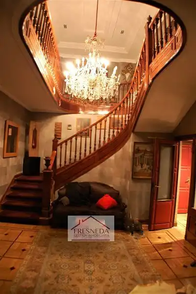 Wohnung zum Verkauf in Oviedo  mit Heizung, Privatgarten und Parkett