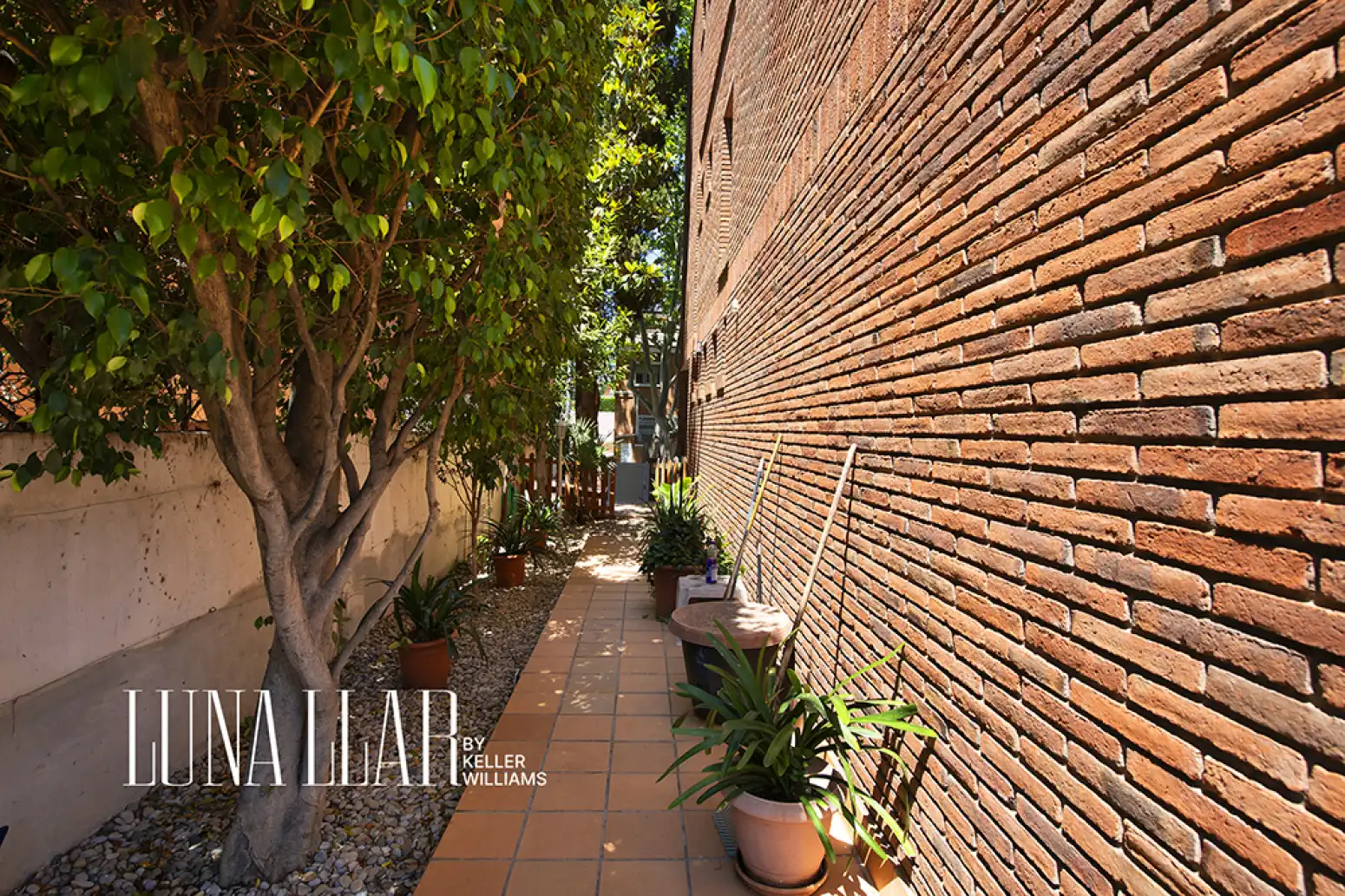 Exterior view of Houses for sale in Castelldefels  with Air Conditioner, Heating and Private garden