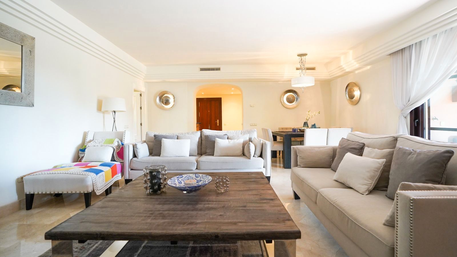 Living room of Attic for sale in Marbella  with Air Conditioner, Terrace and Furnished