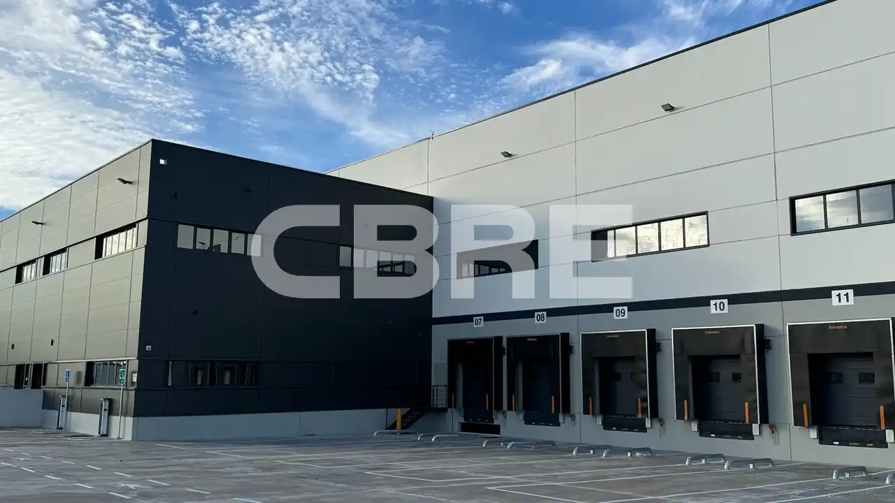 Nau industrial de lloguer a Calle Isla de Guam 60, imagen 4