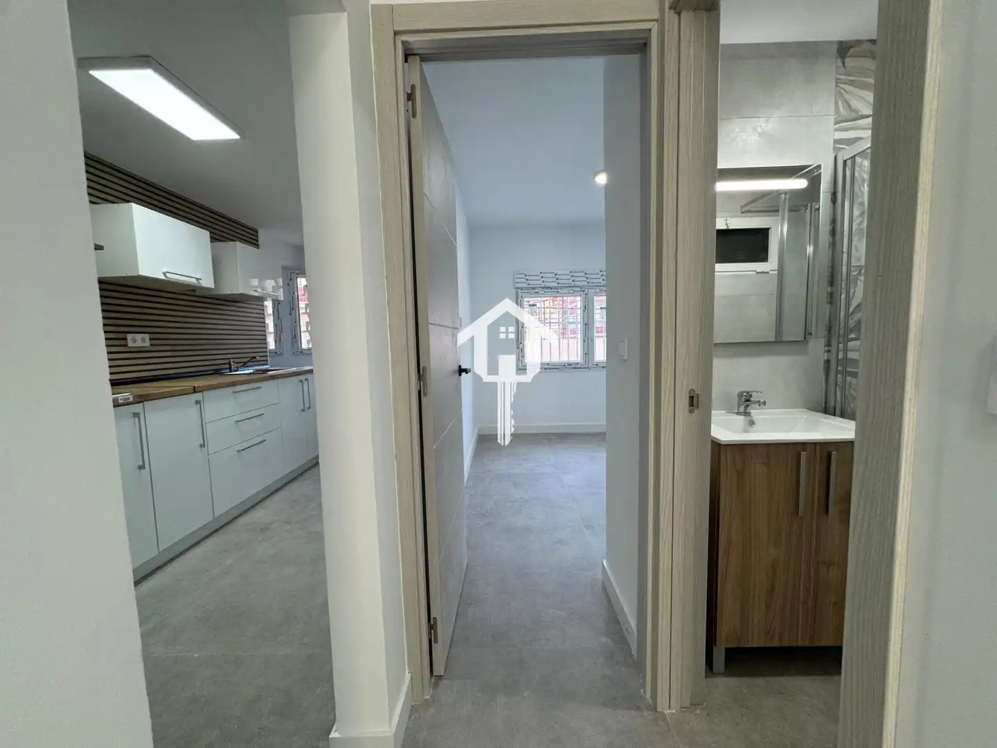 Küche von Wohnung zum Verkauf in Alicante / Alacant mit Privatgarten und Terrasse