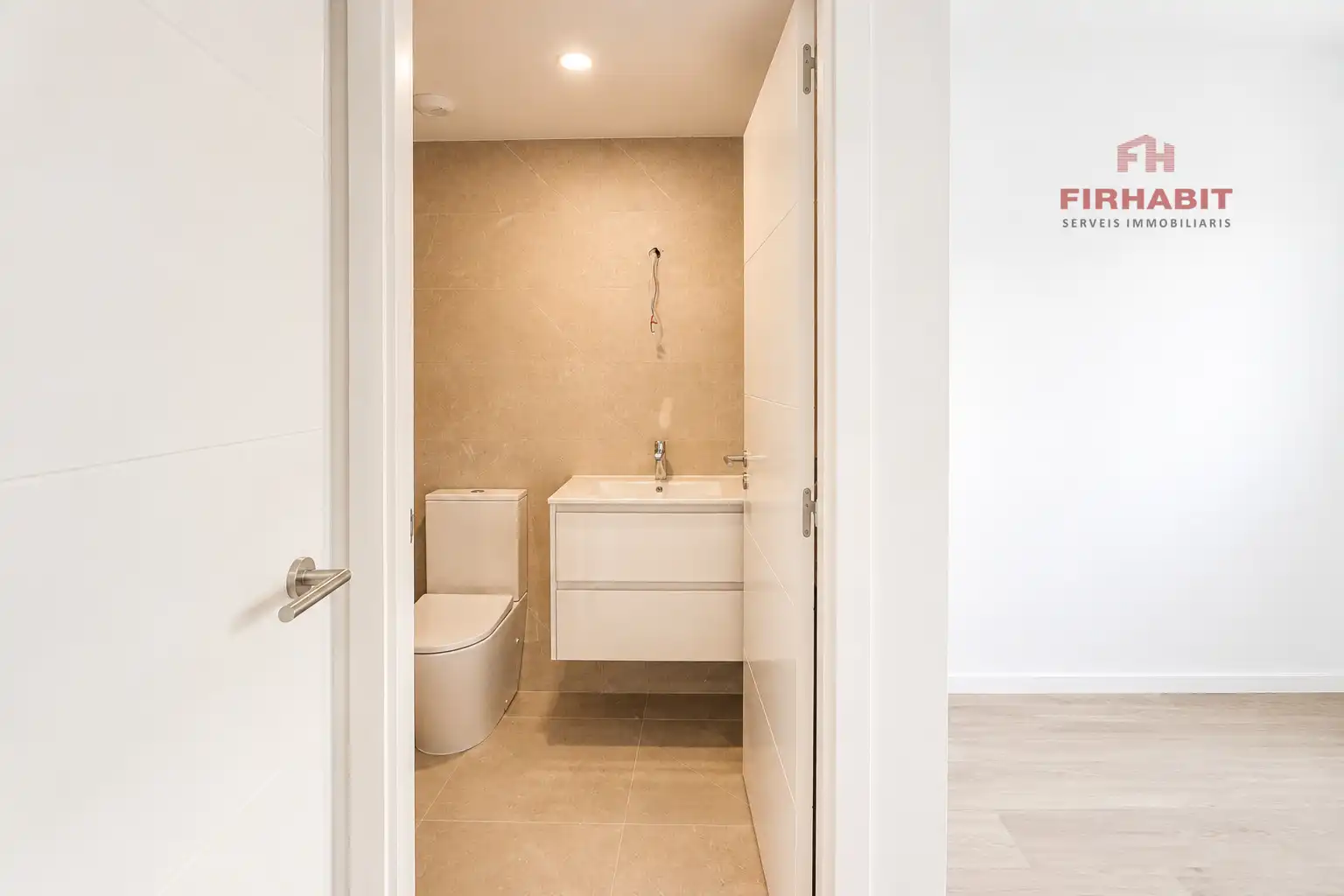 Bathroom of Flat for rent in Mataró  with Air Conditioner, Heating and Parquet flooring
