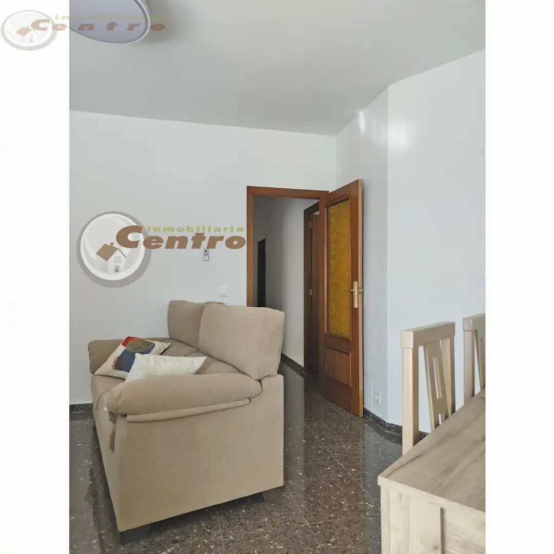 Sala de estar de Piso de alquiler en Albacete con Calefacción, Amueblado y Balcón