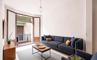 Living room of Flat for sale in  Barcelona Capital  with Air Conditioner, Heating and Private garden