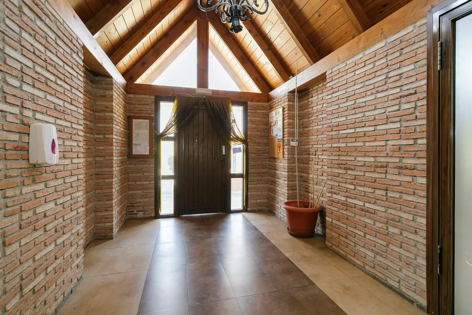 Casa amb jardí en venda a Castilléjar, imagen 5