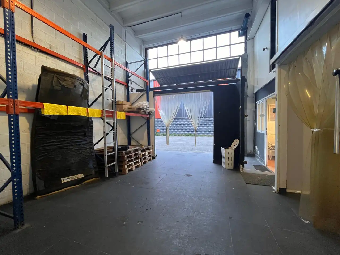 Industrial buildings for sale in Basauri 