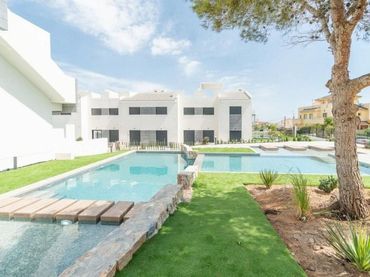 Bungalow avec balcon à vendre à Los Balcones - Los Altos