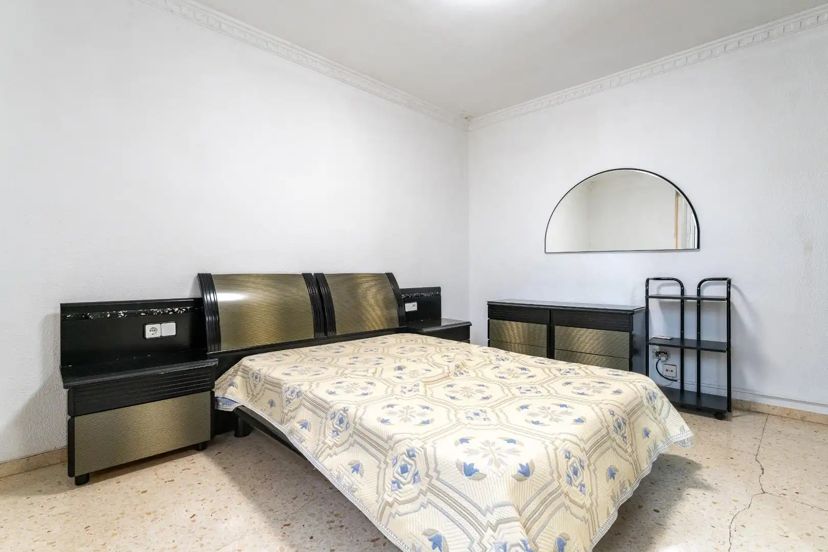 Dormitori de Pis en venda en Reus amb Aire condicionat, Calefacció i Balcó