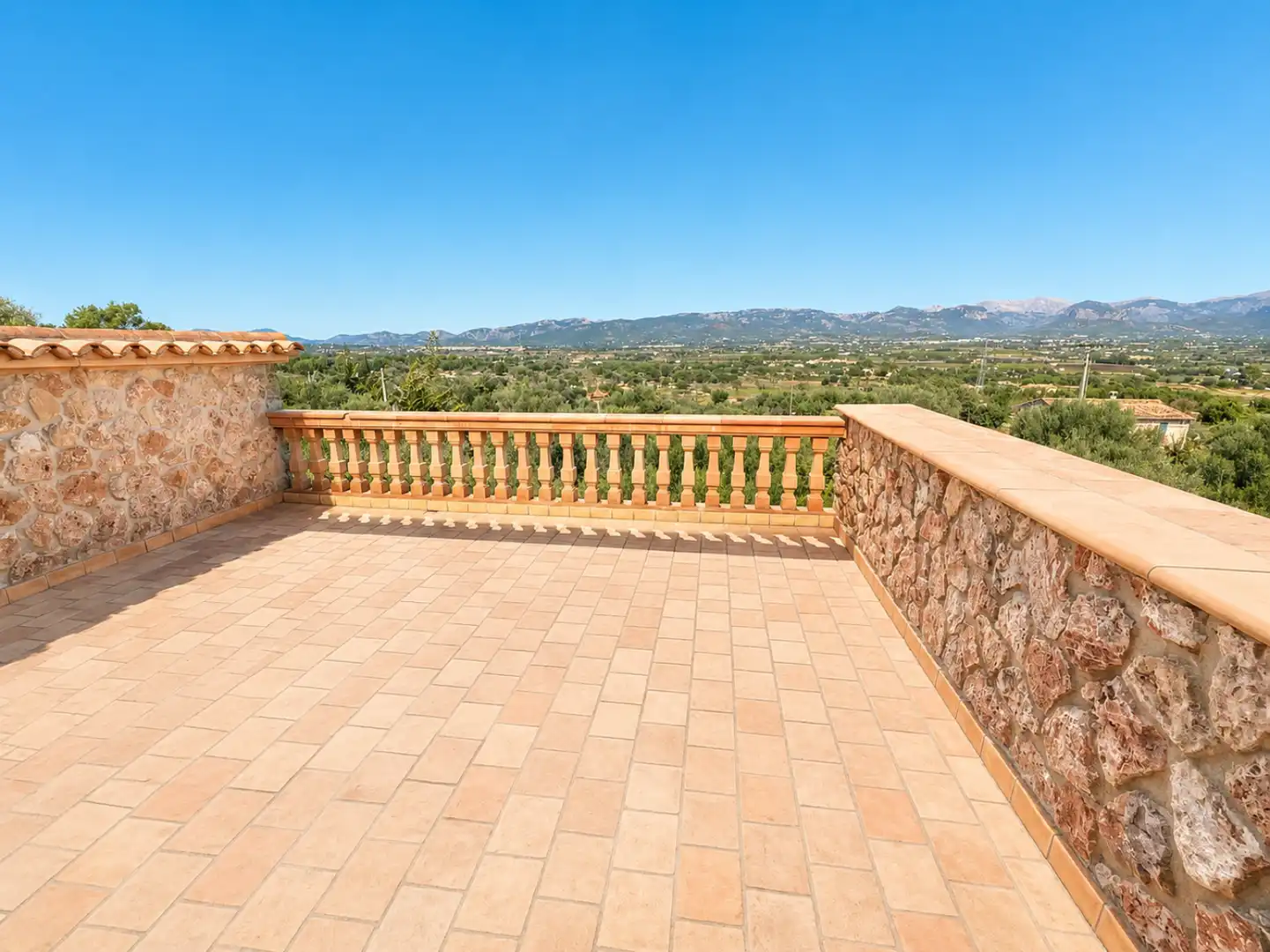Terrace of Houses for rent in Santa Eugènia  with Air Conditioner, Heating and Private garden