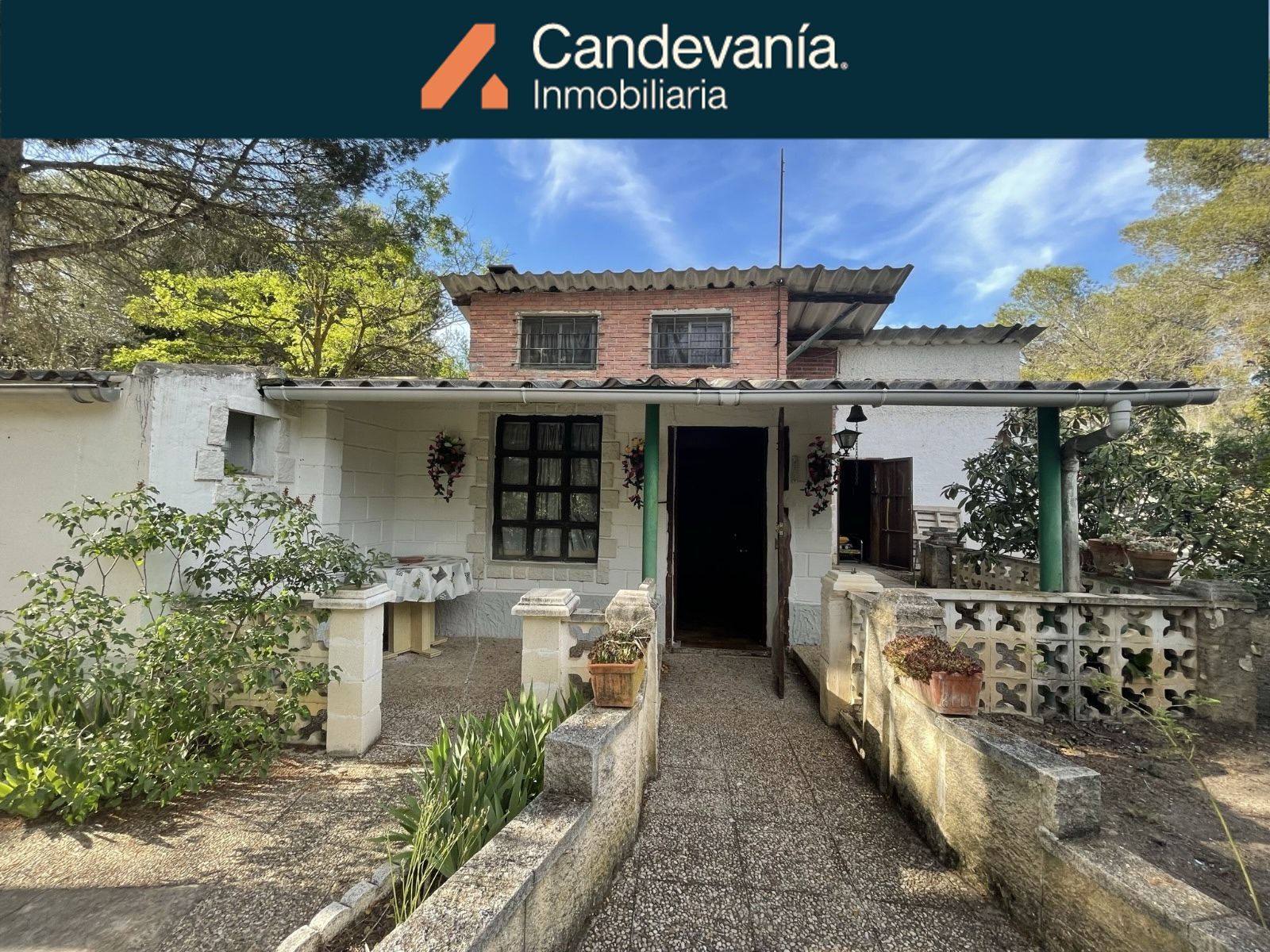 Außenansicht von Country house zum verkauf in Zuera
