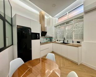 Kitchen of Apartment for sale in  Granada Capital  with Air Conditioner, Heating and Furnished