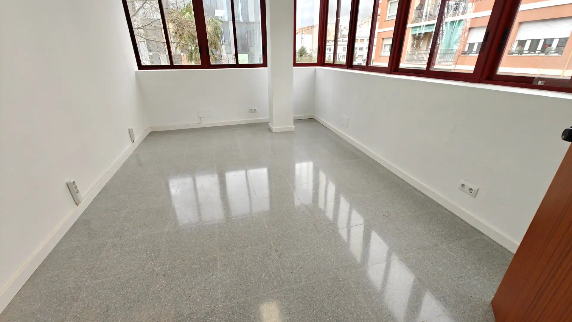 Oficina de alquiler en Centre - Nucli Antic