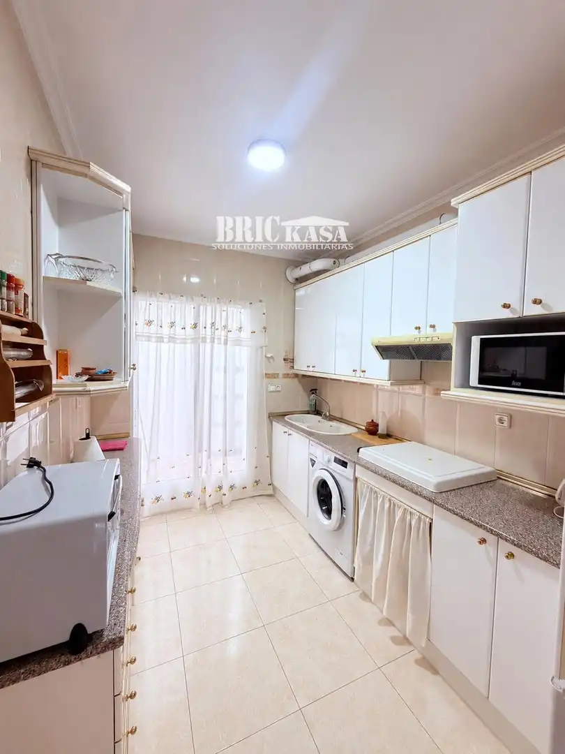 Kitchen of Flat for rent in Torreorgaz  with Air Conditioner, Heating and Terrace